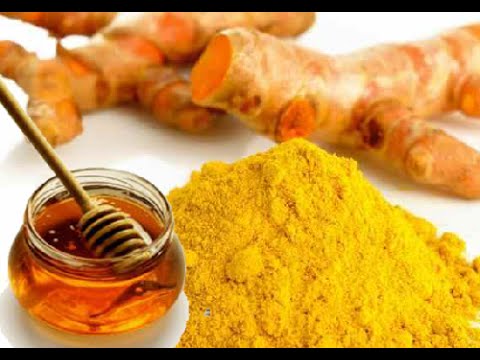 Trị nám da bằng tinh bột nghệ và mật ong